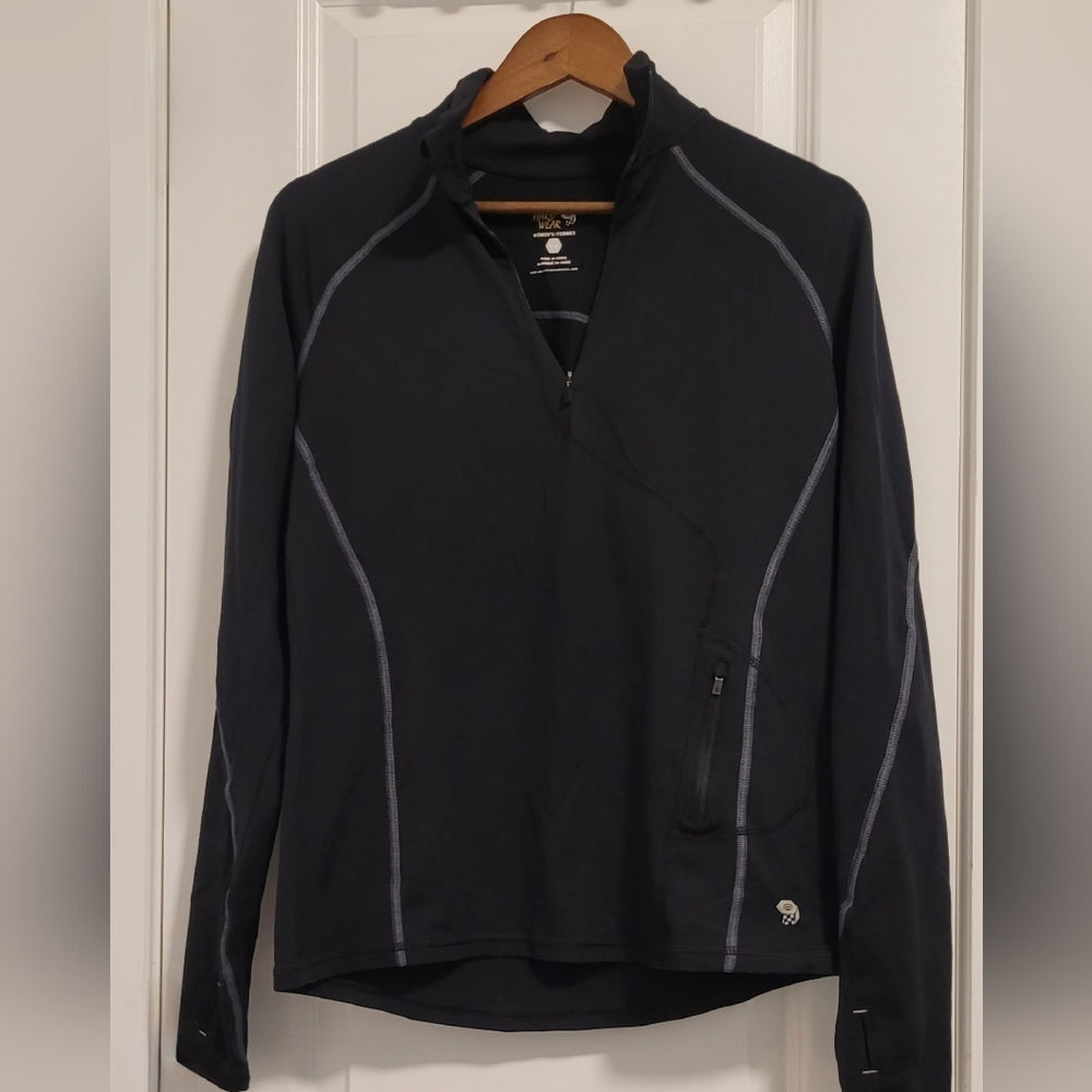 Mountain Hardwear Black Half-Zip Jacket with Gray Stitching